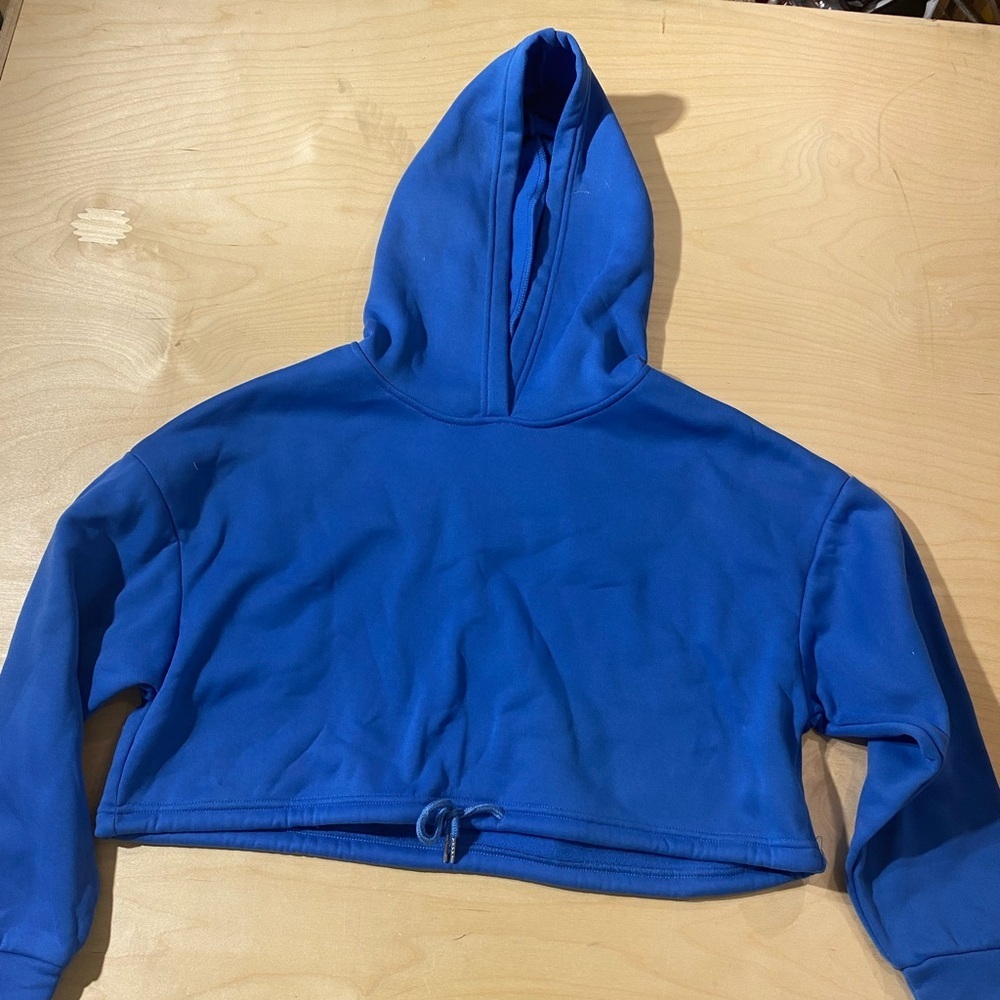 Shein Cropped Hoodie Size Medium (AO)